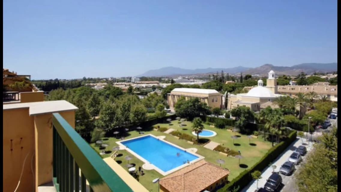 3 Bedroom Penthouse for Sale in San Pedro de Alcántara, Málaga - Image 8
