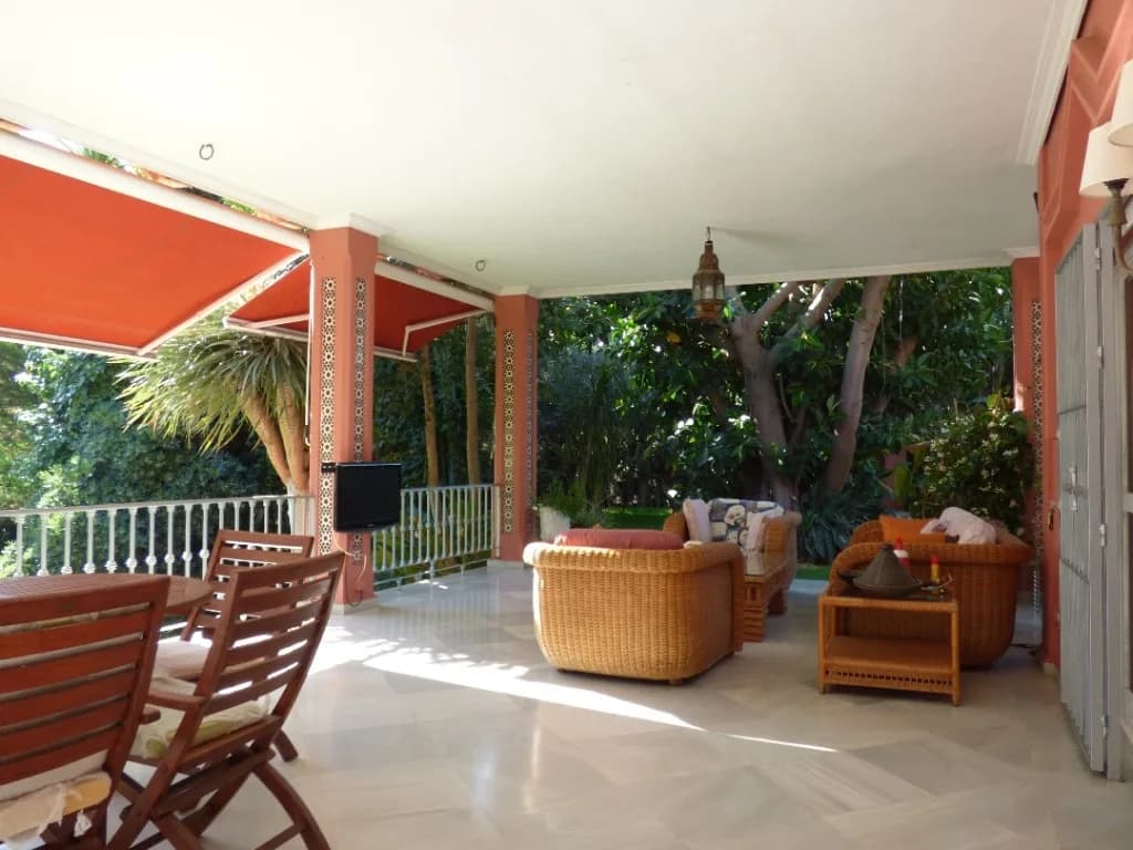 9 Bedroom Detached Villa for Sale in Torrenueva, Málaga - Image 9