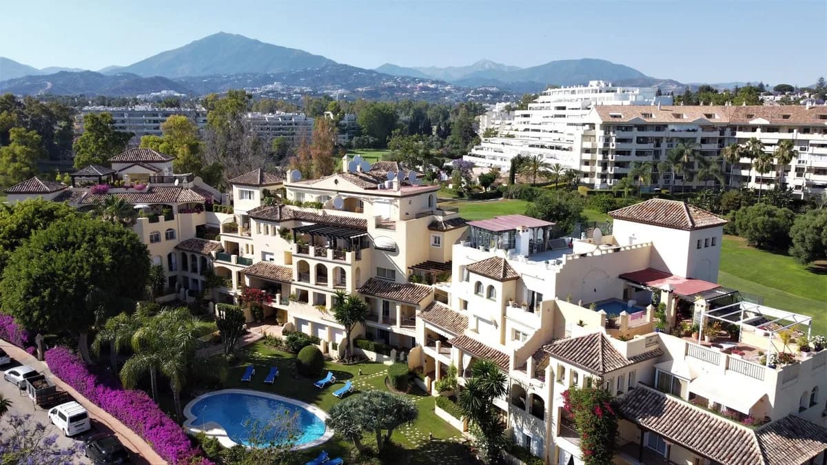 3 Bedroom Penthouse for Sale in Guadalmina Alta, Málaga