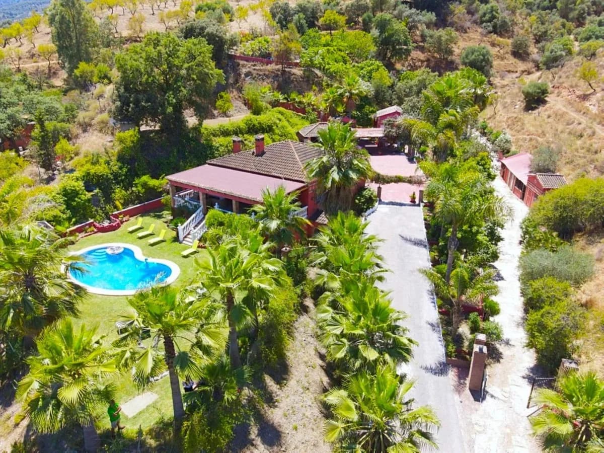5 Bedroom Finca - Cortijo for Sale in Monda, Málaga