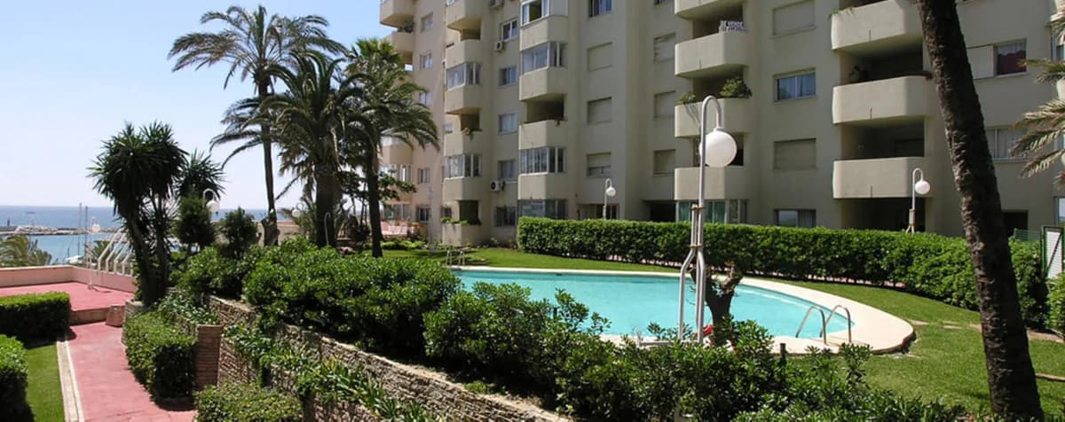 2 Bedroom Penthouse for Sale in Estepona, Málaga - Image 7