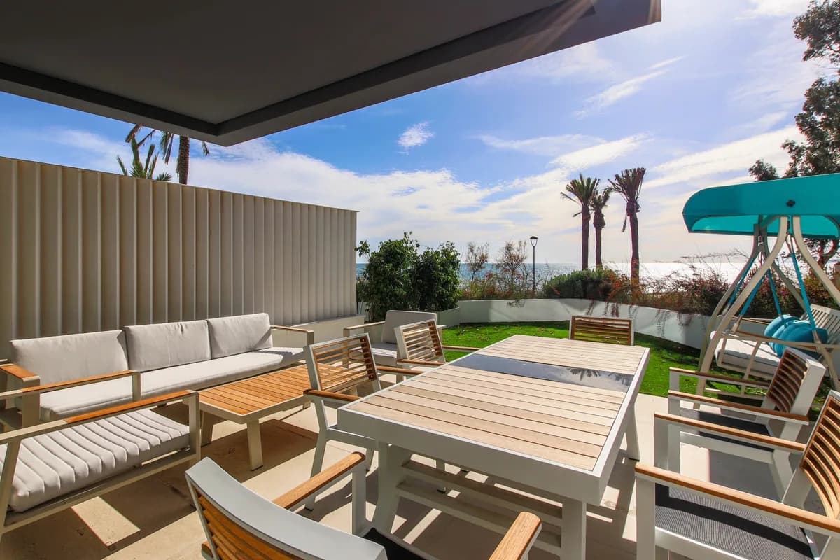 3 Bedroom Townhouse for Sale in Estepona, Málaga - Image 5
