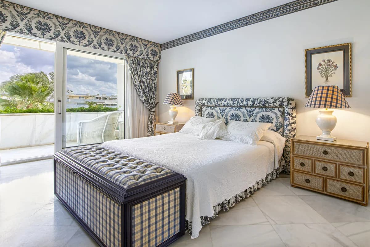 3 Bedroom Penthouse for Sale in Puerto Banús, Málaga - Image 8