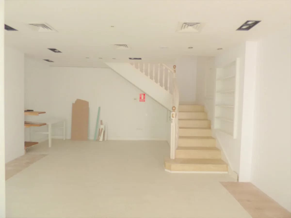 2 Bedroom Townhouse for Sale in Marbella, Málaga - Image 2