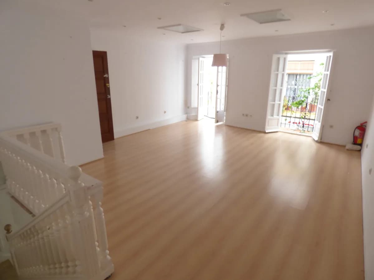 2 Bedroom Townhouse for Sale in Marbella, Málaga - Image 6