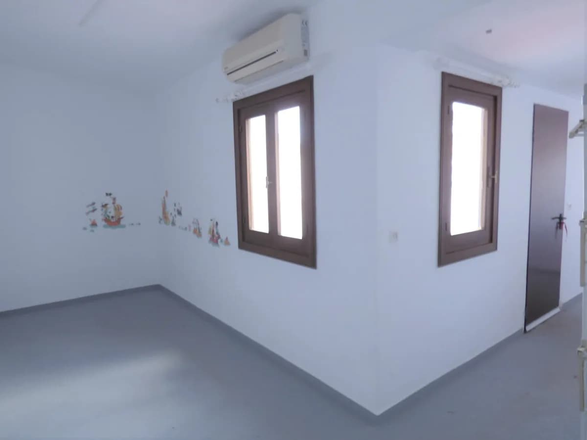 2 Bedroom Townhouse for Sale in Marbella, Málaga - Image 7