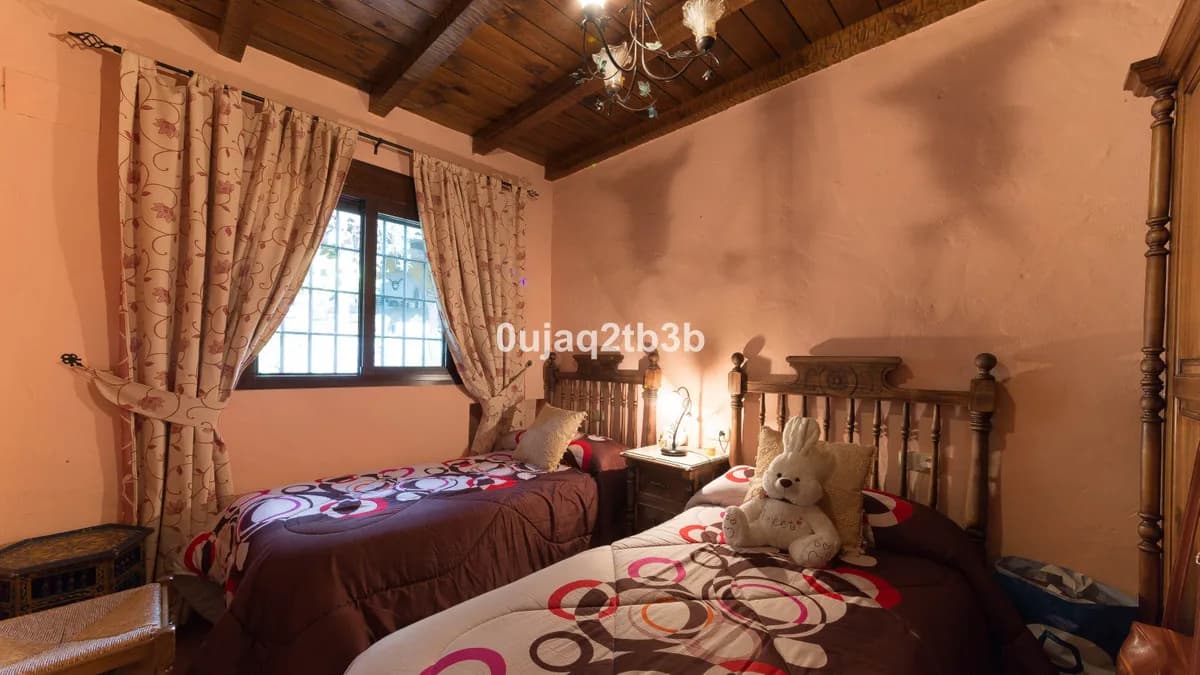 3 Bedroom Finca - Cortijo for Sale in Cortes de la Frontera, Málaga - Image 7