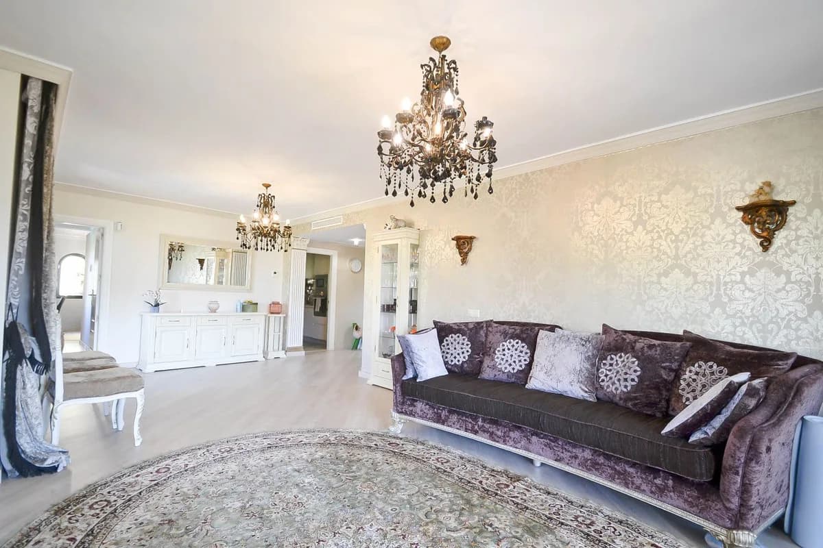 3 Bedroom Penthouse for Sale in Atalaya, Málaga - Image 9