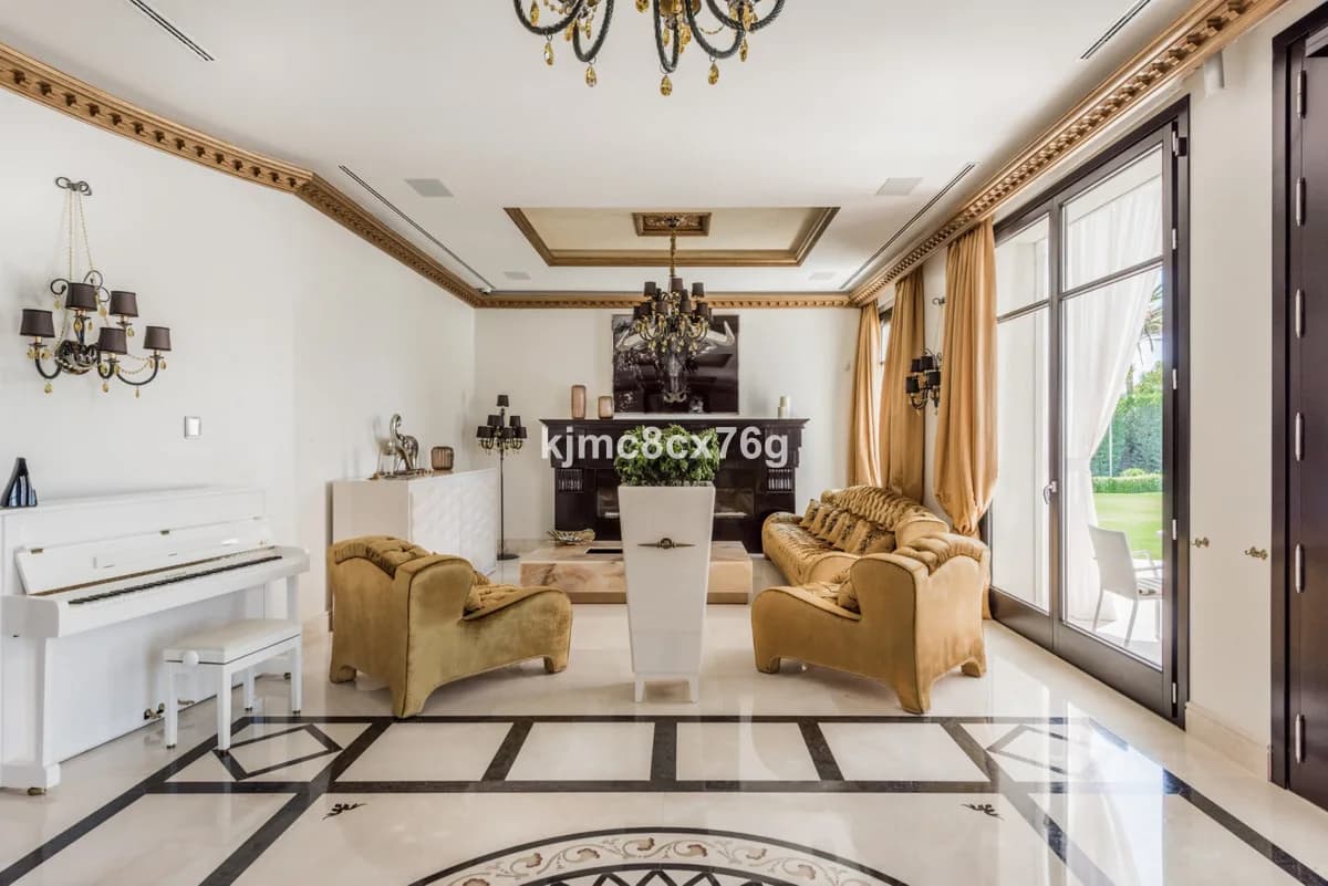 7 Bedroom Detached Villa for Sale in Hacienda Las Chapas, Málaga - Image 6