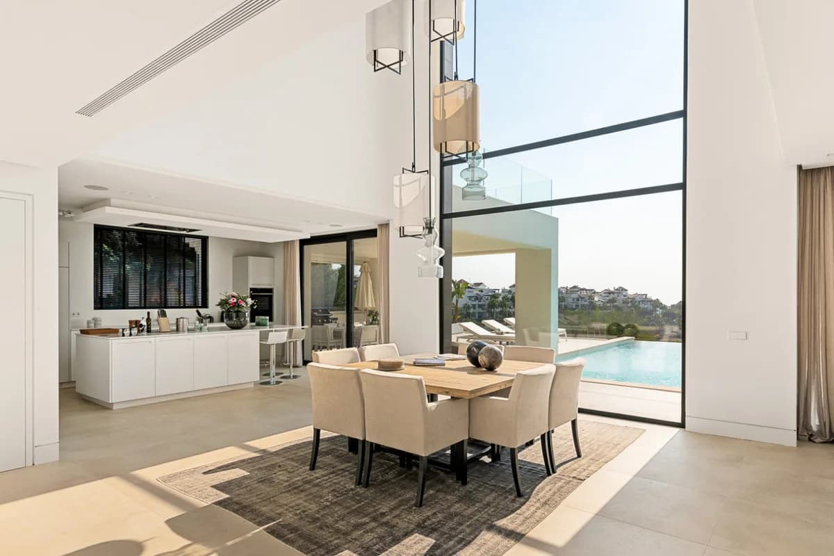 3 Bedroom Detached Villa for Sale in Benahavís, Málaga - Image 4