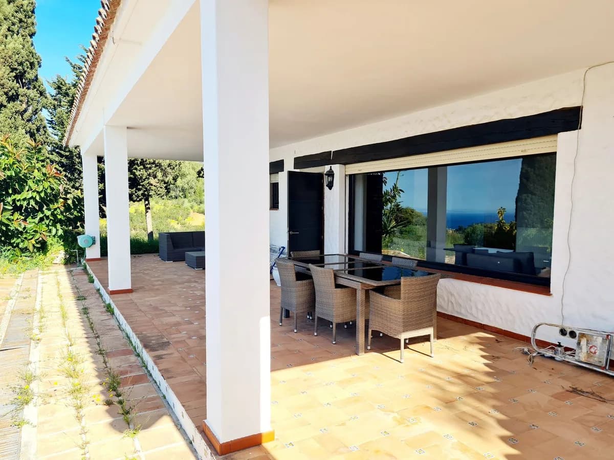 5 Bedroom Finca - Cortijo for Sale in Las Chapas, Málaga - Image 7