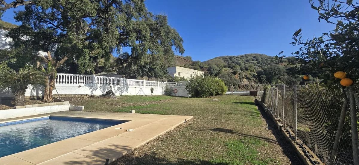 8 Bedroom Finca - Cortijo for Sale in Mijas, Málaga - Image 4