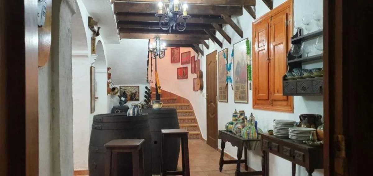 6 Bedroom Finca - Cortijo for Sale in Ronda, Málaga - Image 4