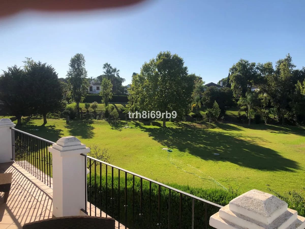 3 Bedroom Detached Villa for Sale in Benamara, Málaga - Image 9