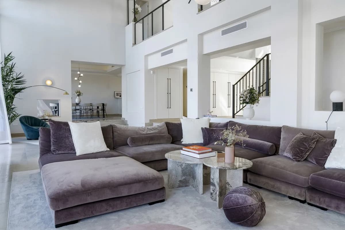 7 Bedroom Detached Villa for Sale in Benahavís, Málaga - Image 5