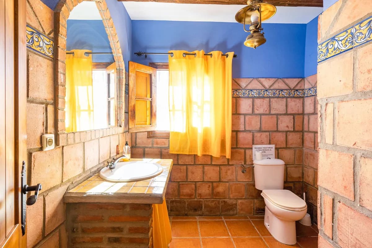 5 Bedroom Finca - Cortijo for Sale in San Martín de Tesorillo, Cádiz - Image 7