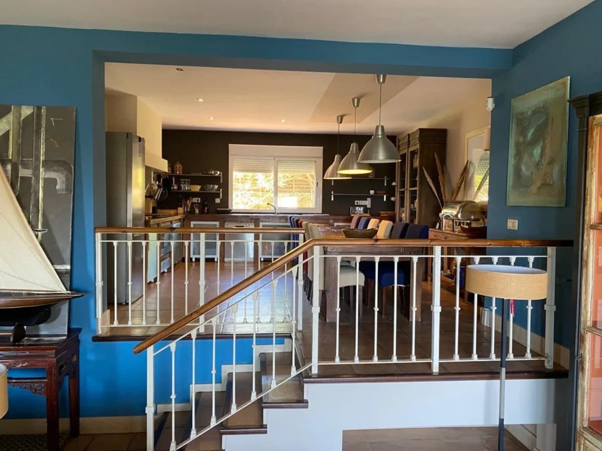 6 Bedroom Detached Villa for Sale in Manilva, Málaga - Image 3