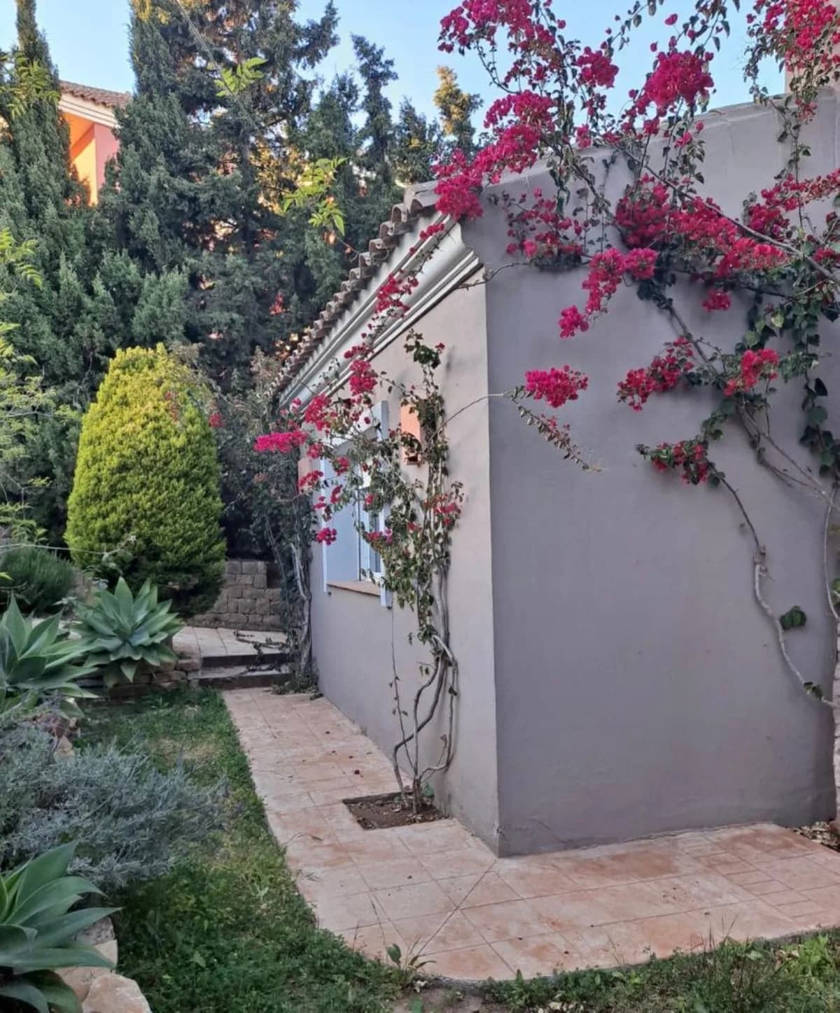 6 Bedroom Detached Villa for Sale in Manilva, Málaga - Image 5