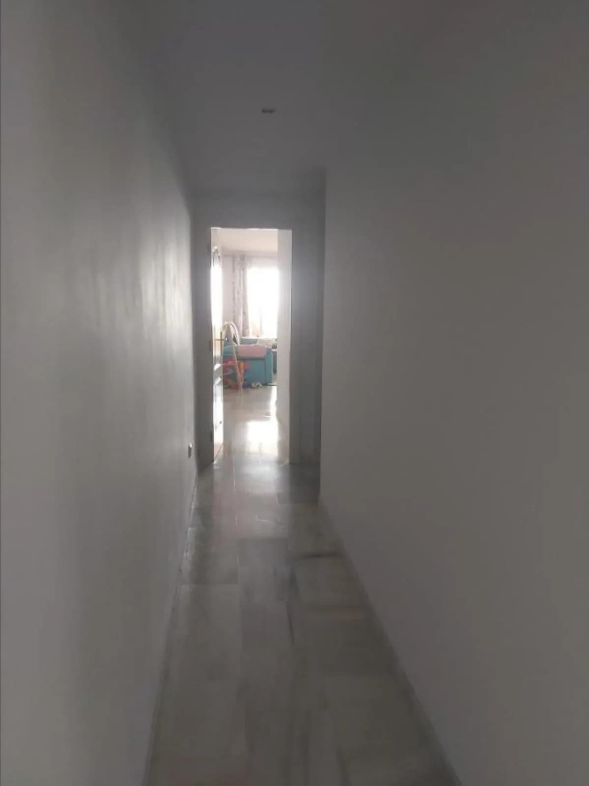 3 Bedroom Middle Floor Apartment for Sale in Doña Julia, Málaga - Image 8