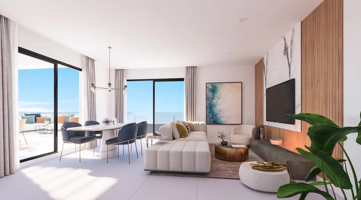 3 Bedroom Middle Floor Apartment for Sale in Benalmadena, Málaga - Image 9