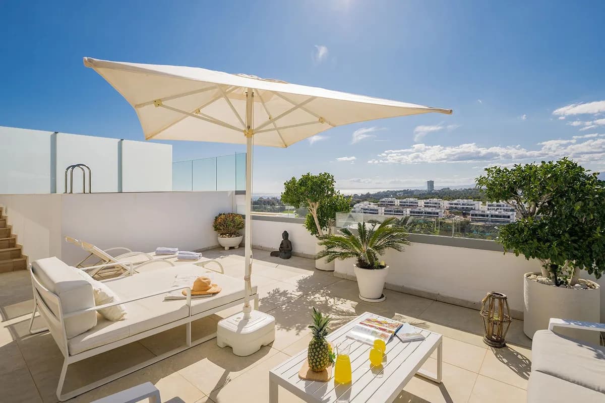 4 Bedroom Penthouse for Sale in Santa Clara, Málaga - Image 2
