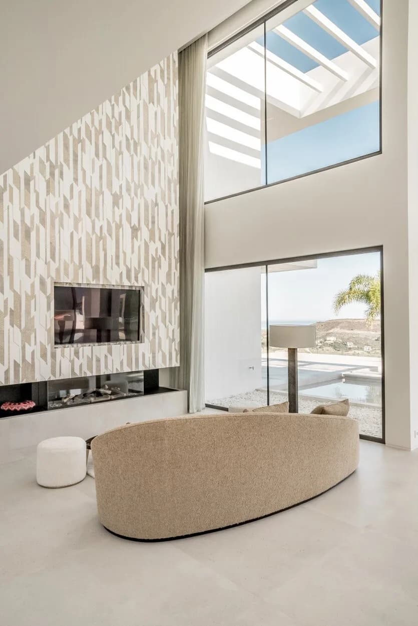 7 Bedroom Detached Villa for Sale in Benahavís, Málaga - Image 8