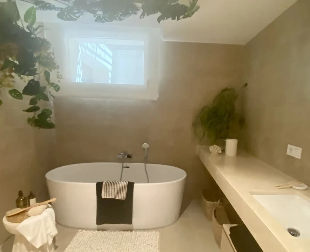 5 Bedroom Detached Villa for Sale in Benahavís, Málaga - Image 9
