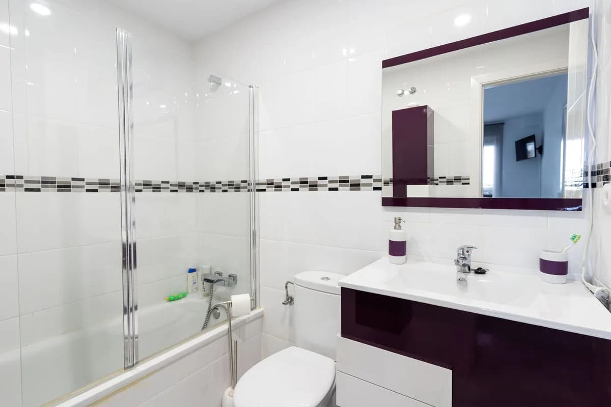 3 Bedroom Duplex for Sale in Doña Julia, Málaga - Image 8