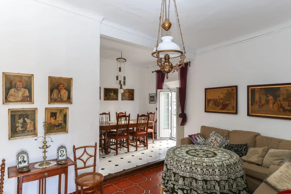 5 Bedroom Townhouse for Sale in Tolox, Málaga - Image 4