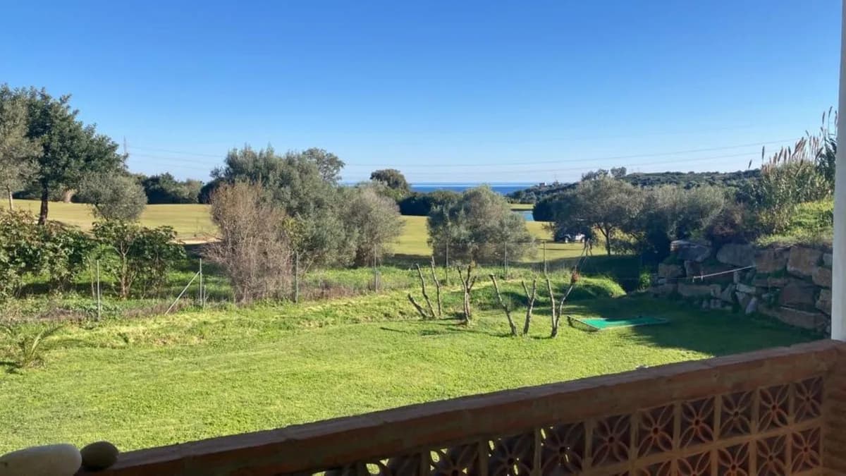 3 Bedroom Detached Villa for Sale in Estepona, Málaga - Image 4