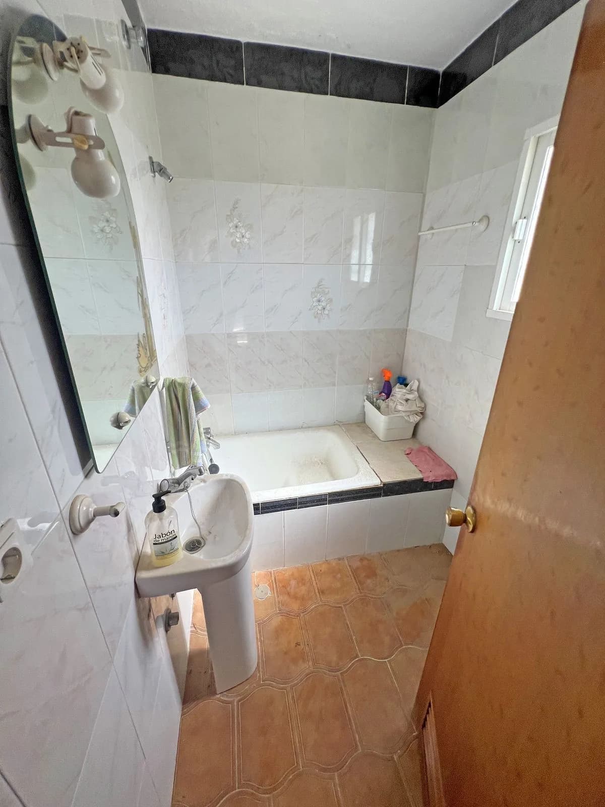 1 Bedroom Finca - Cortijo for Sale in La Cala de Mijas, Málaga - Image 8