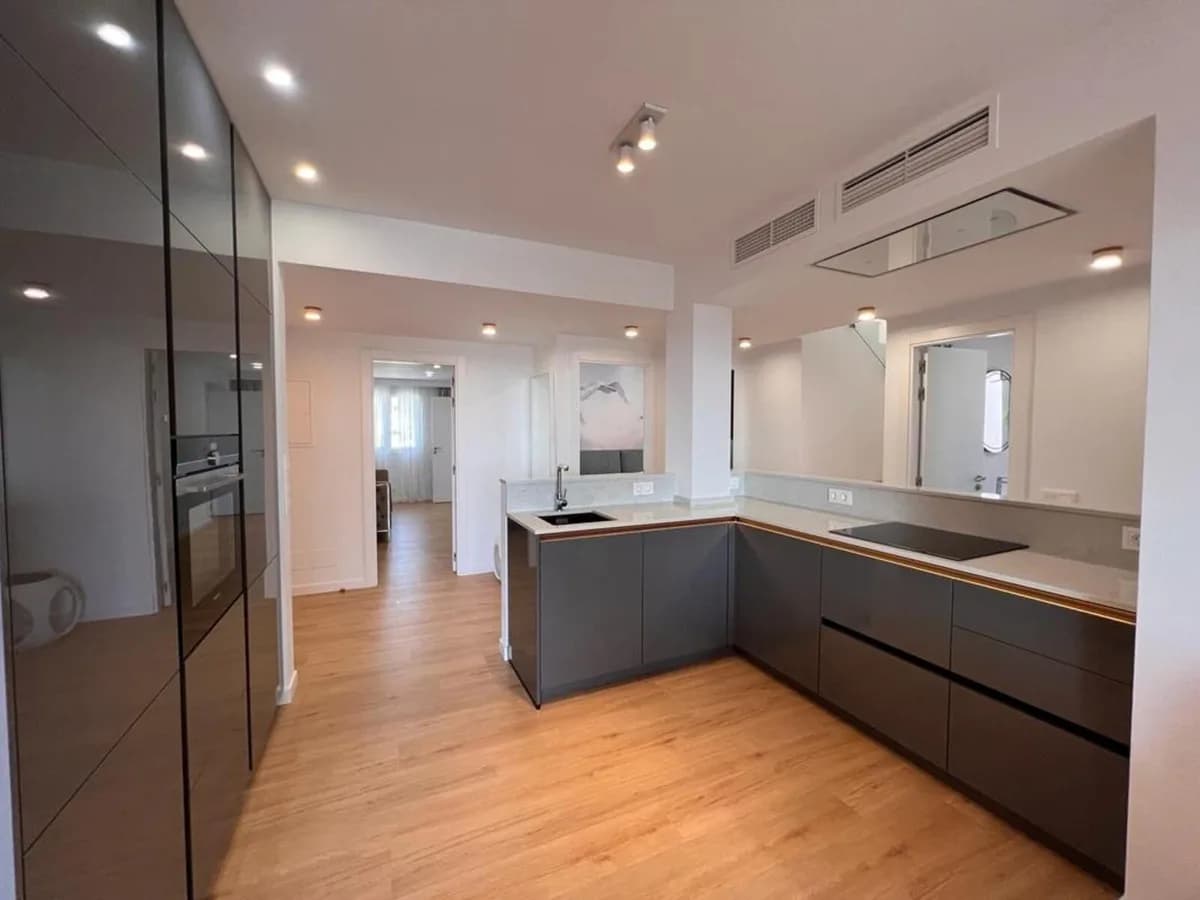 3 Bedroom Penthouse Duplex for Sale in New Golden Mile, Málaga - Image 4