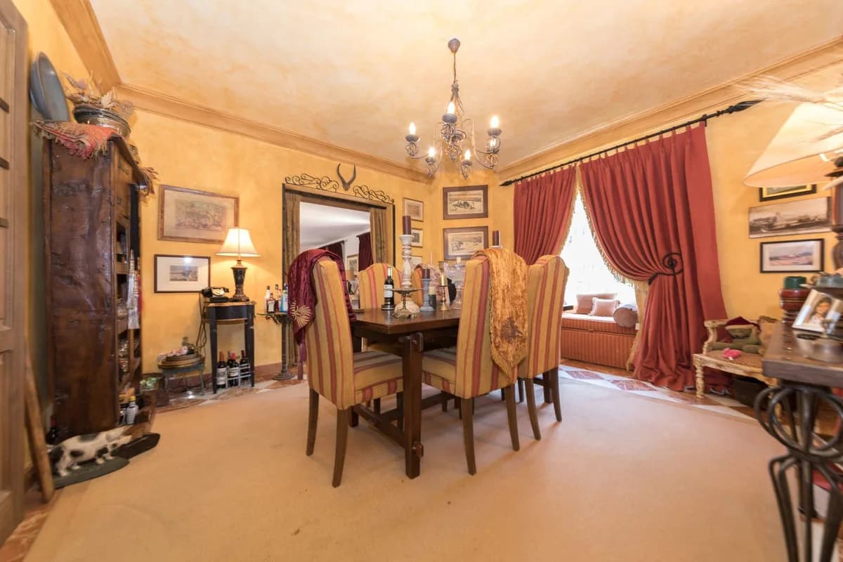 5 Bedroom Detached Villa for Sale in Benahavís, Málaga - Image 7