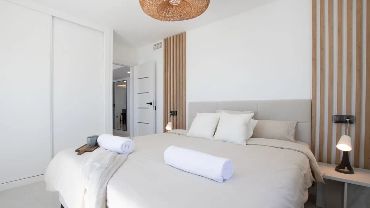 3 Bedroom Penthouse for Sale in Calahonda, Málaga - Image 6
