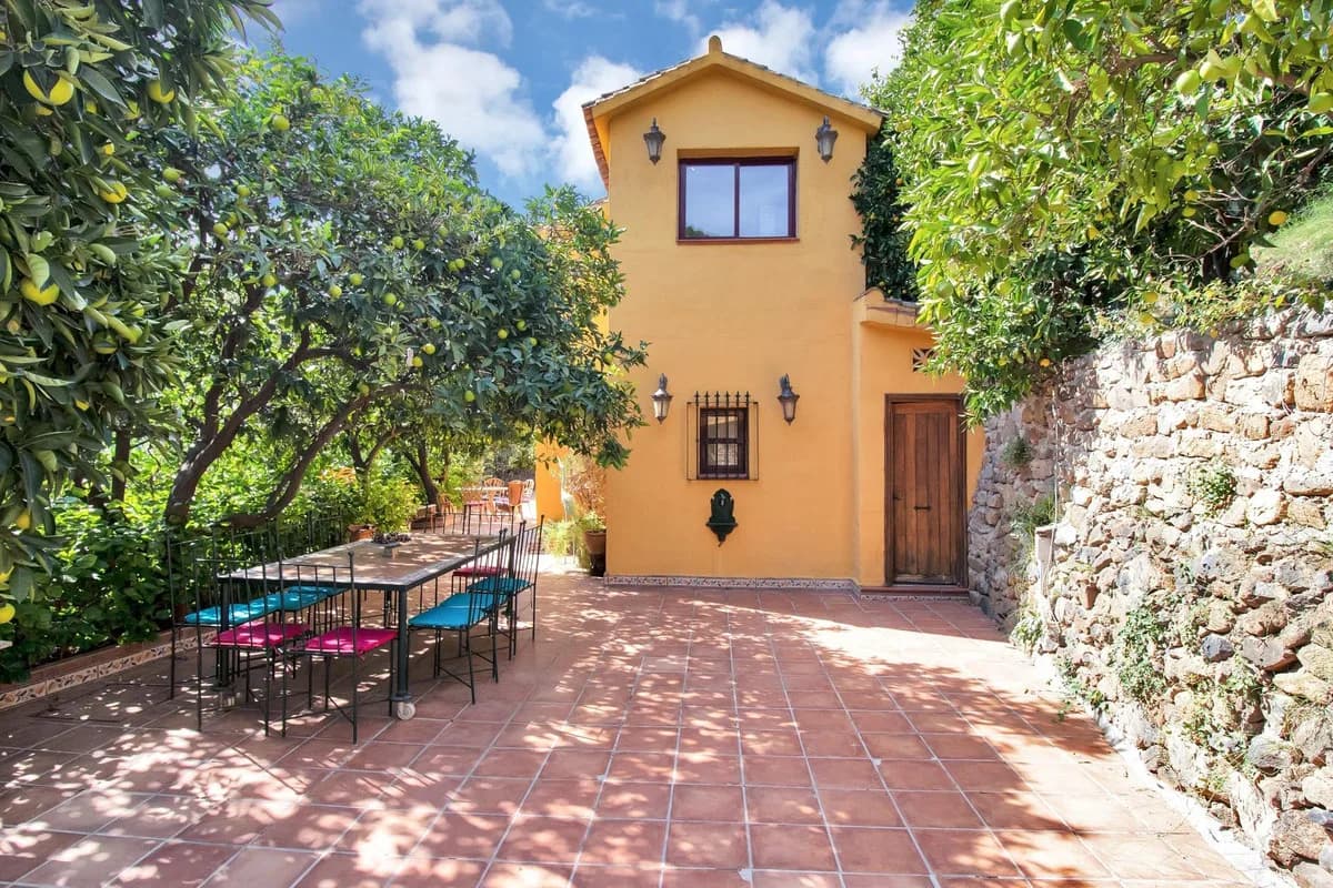 3 Bedroom Finca - Cortijo for Sale in Ojén, Málaga