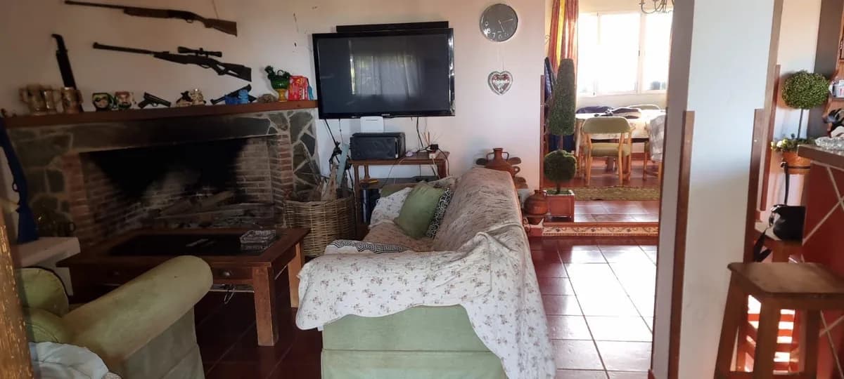 3 Bedroom Finca - Cortijo for Sale in Alhaurín de la Torre, Málaga - Image 8
