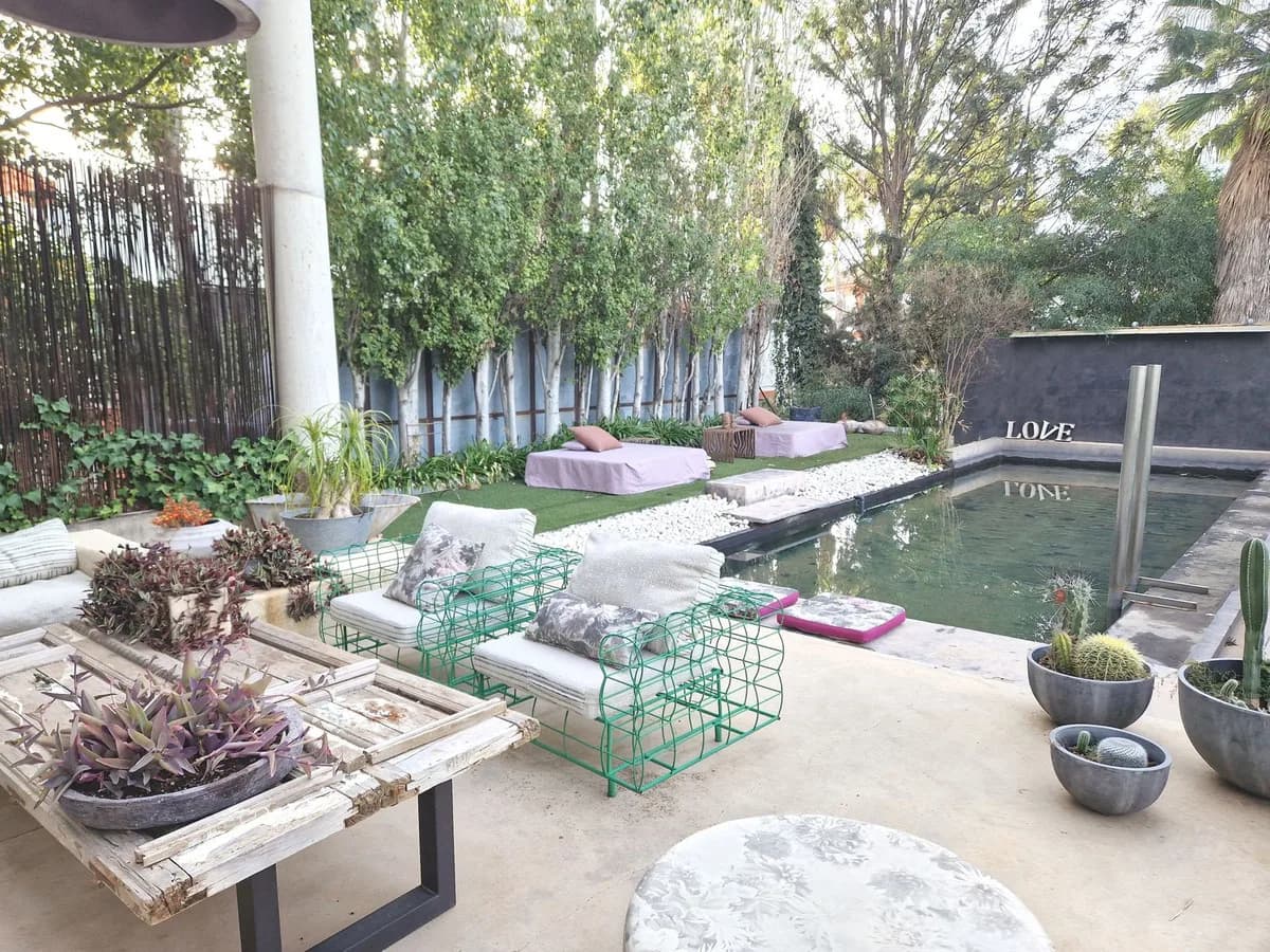 5 Bedroom Detached Villa for Sale in Estepona, Málaga - Image 3