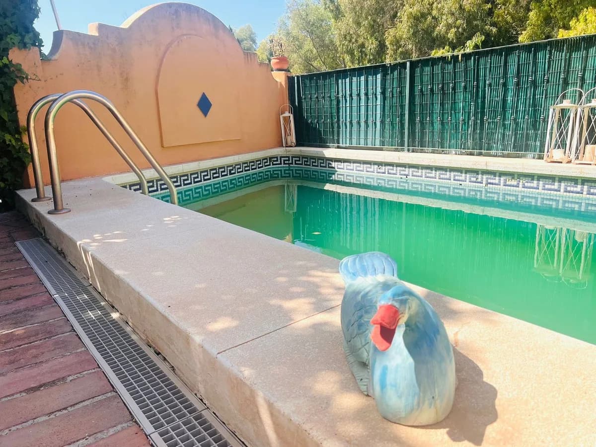 3 Bedroom Townhouse for Sale in The Golden Mile, Málaga - Image 3