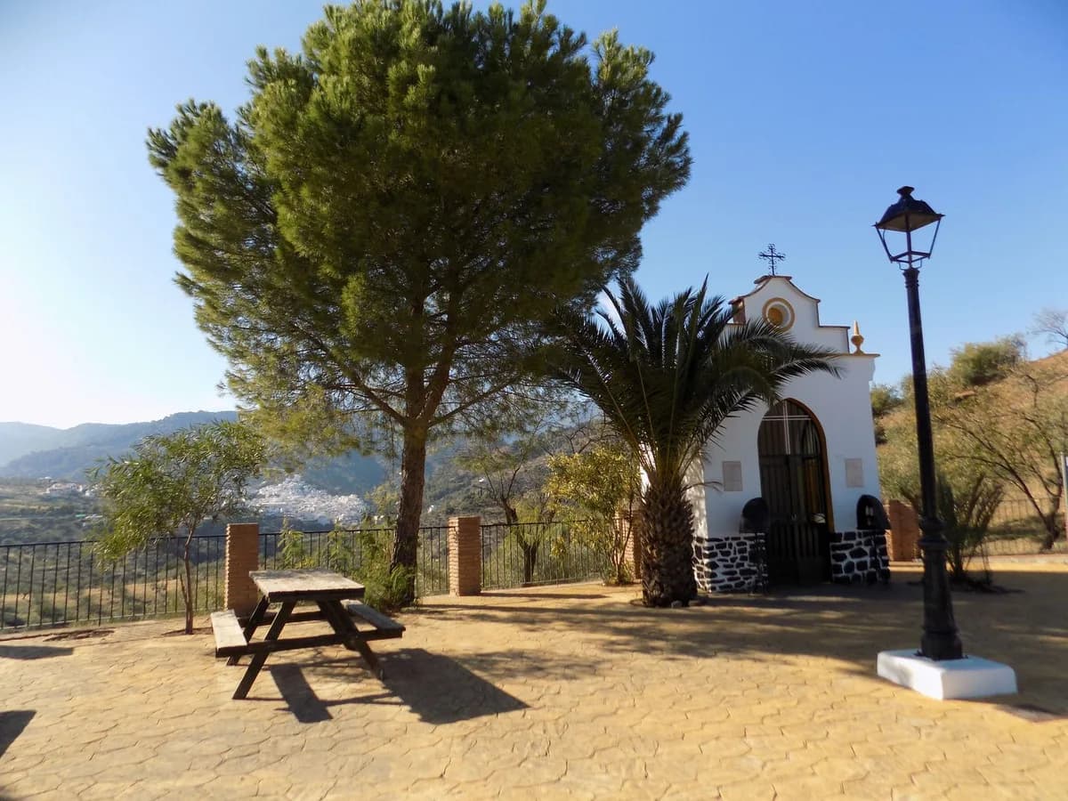 3 Bedroom Townhouse for Sale in Tolox, Málaga - Image 8