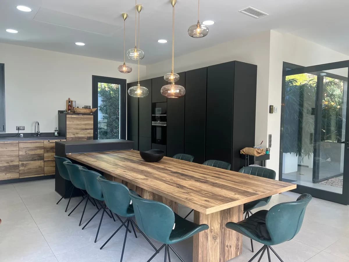 6 Bedroom Detached Villa for Sale in Nagüeles, Málaga - Image 6