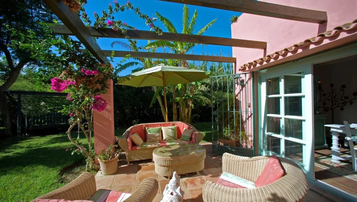 3 Bedroom Finca - Cortijo for Sale in Estepona, Málaga - Image 4