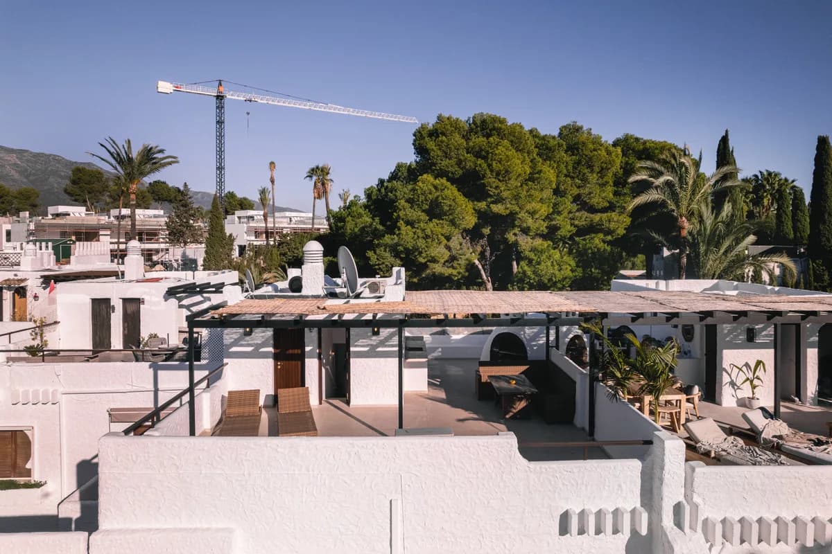 3 Bedroom Penthouse Duplex for Sale in Nueva Andalucía, Málaga