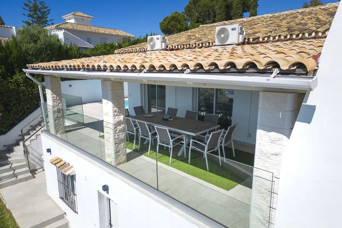 5 Bedroom Detached Villa for Sale in La Cala de Mijas, Málaga - Image 5