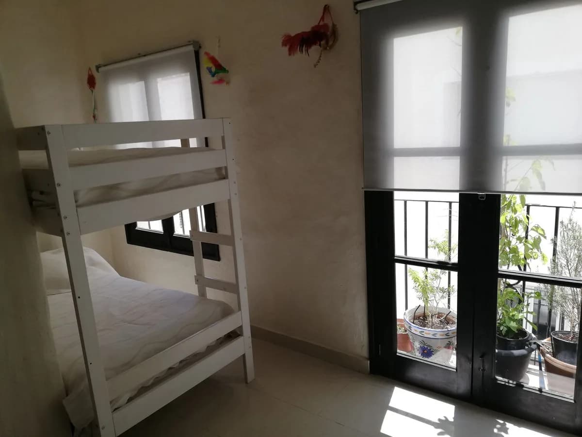 2 Bedroom Middle Floor Apartment for Sale in Puerto Banús, Málaga - Image 7
