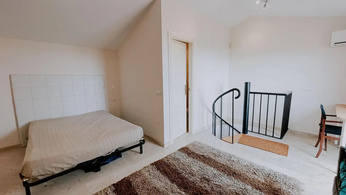 3 Bedroom Top Floor Apartment for Sale in Mijas Costa, Málaga - Image 6