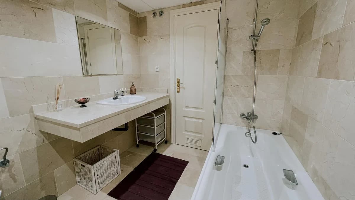 3 Bedroom Top Floor Apartment for Sale in Mijas Costa, Málaga - Image 8