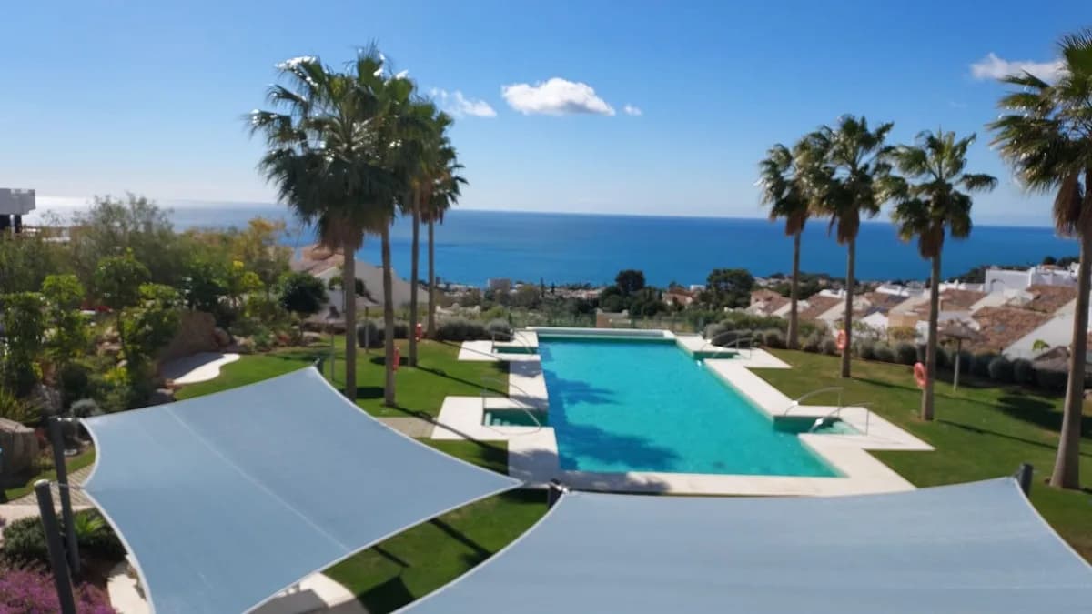 3 Bedroom Semi-Detached House for Sale in Benalmadena, Málaga