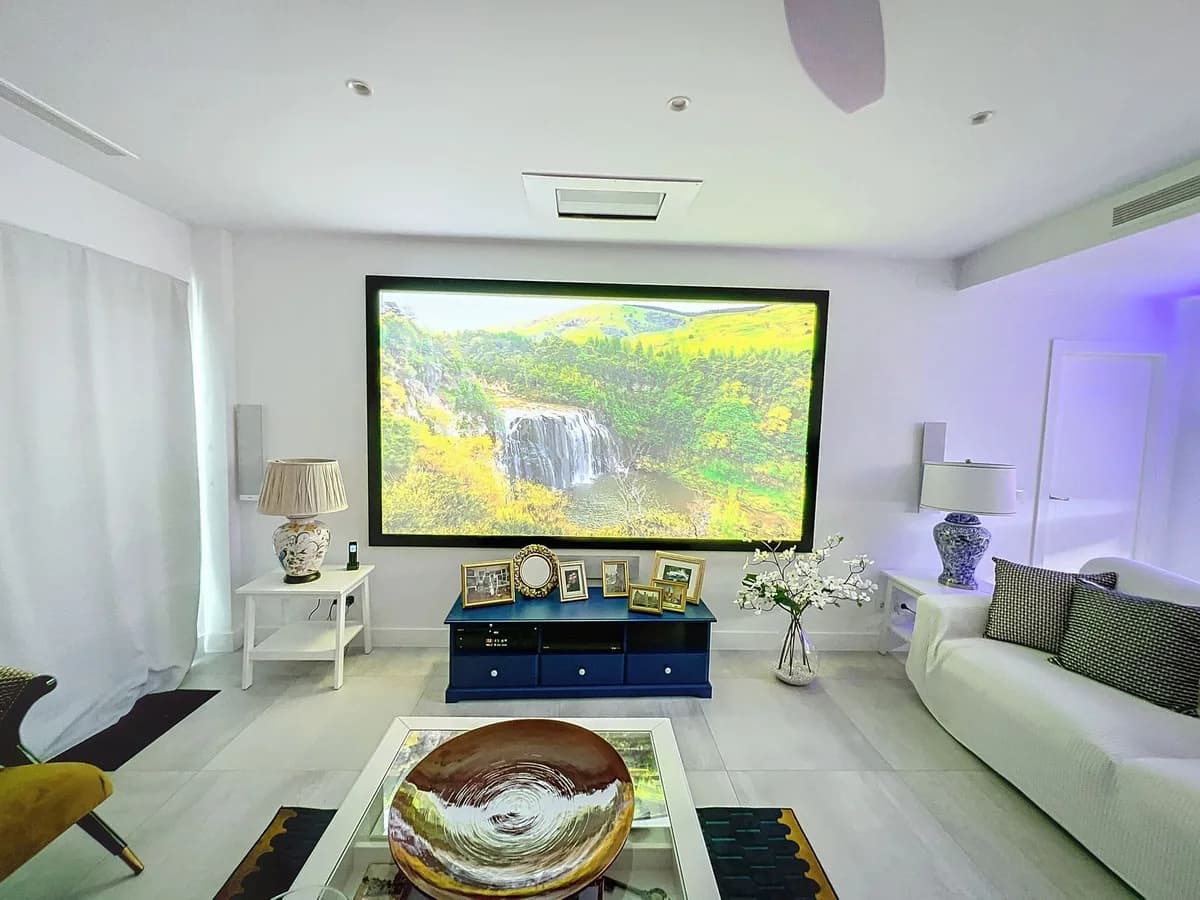 3 Bedroom Semi-Detached House for Sale in Benalmadena, Málaga - Image 9