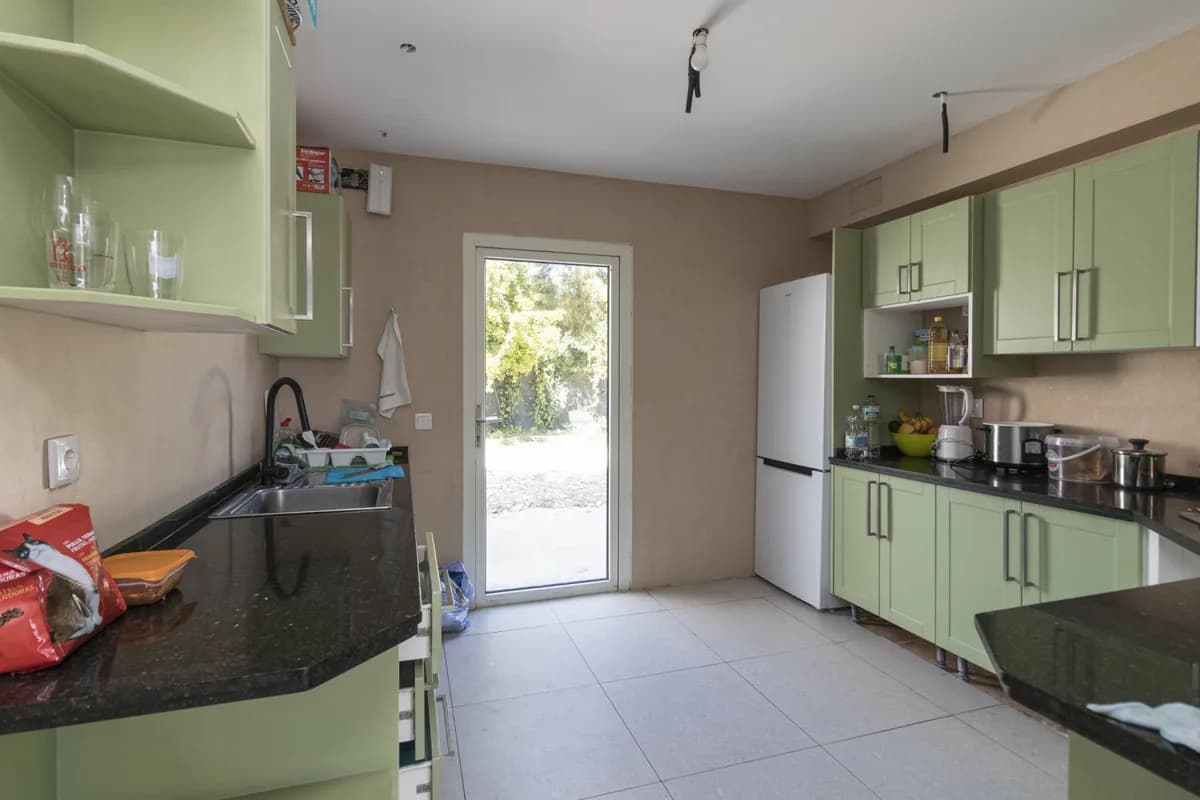 9 Bedroom Detached Villa for Sale in Marbella, Málaga - Image 8