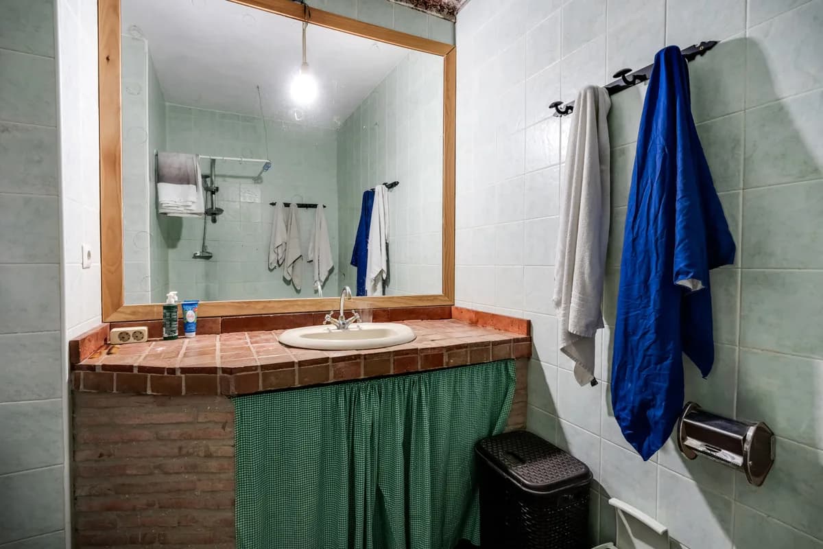 8 Bedroom Finca - Cortijo for Sale in Monda, Málaga - Image 9